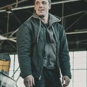 Peter Sutherland The Night Agent S02 Grey Jacket